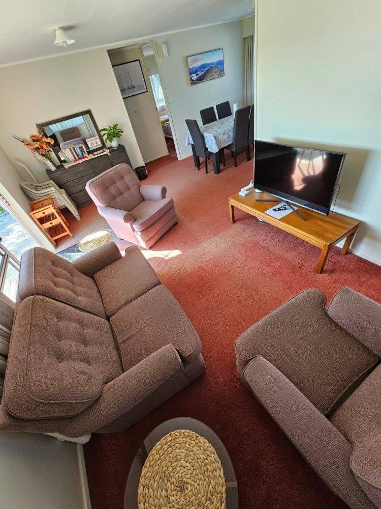 On Tate Bed & Breakfast Waitara Exterior photo