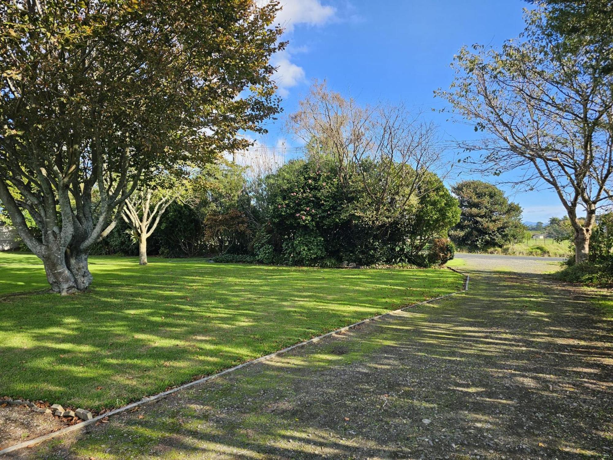 On Tate Bed & Breakfast Waitara Exterior photo