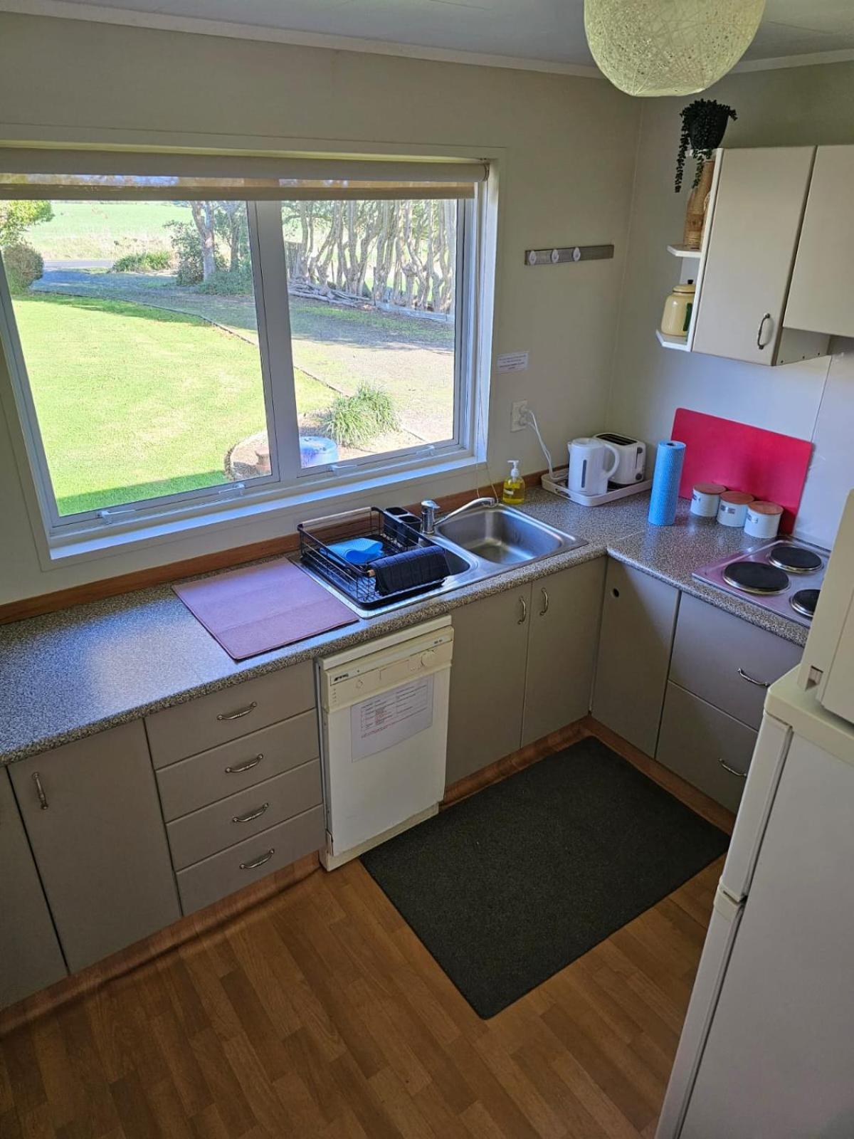 On Tate Bed & Breakfast Waitara Exterior photo